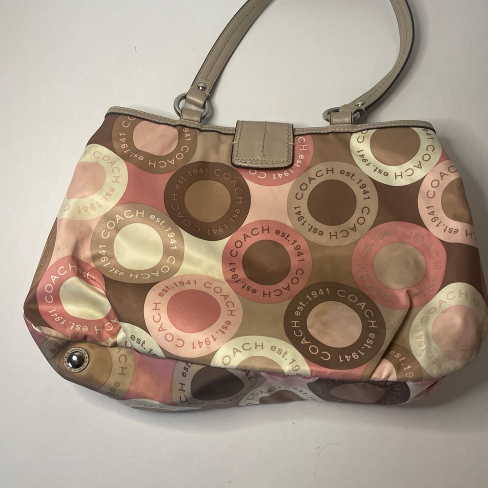 Coach soho tote with matching wallet - Picture 4 of 9